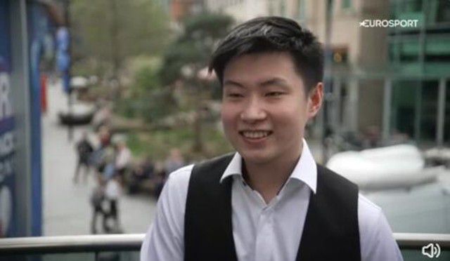 滕哈赫说道：“埃里克森的伤病恢复需要更长时间，他需要几周时间才能复出。